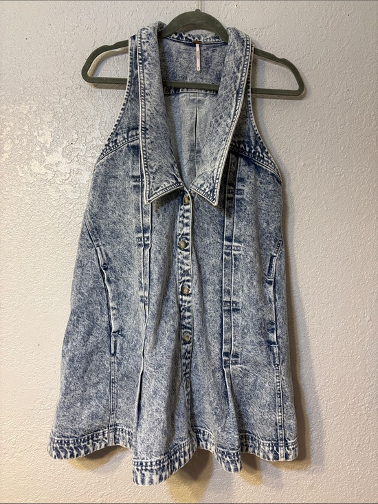 Free People Dresses & Skirts - Free People Acid-Wash Denim Vest in Light Blue